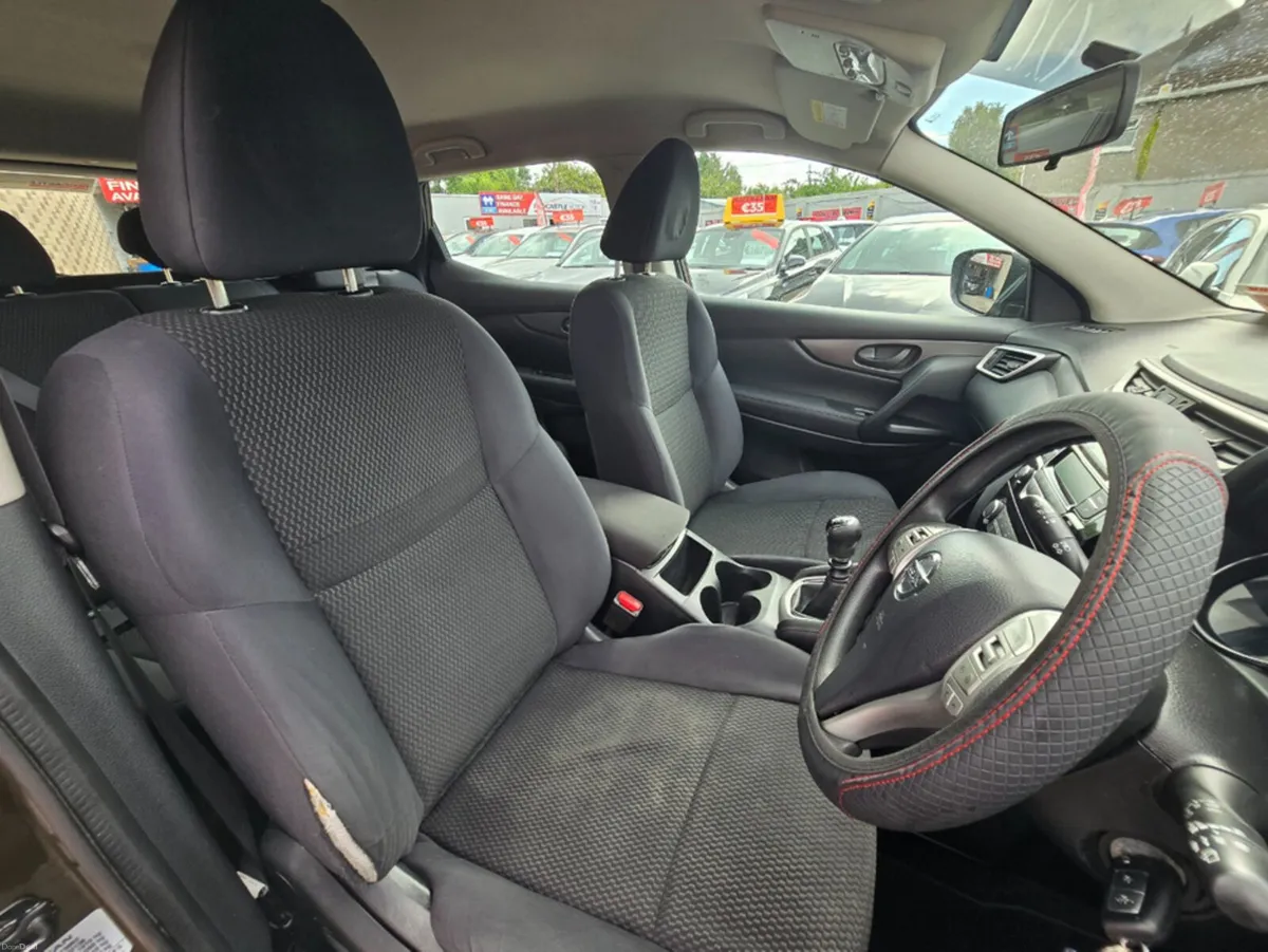 Nissan Qashqai 1.5 DSL XE 4DR - Image 6