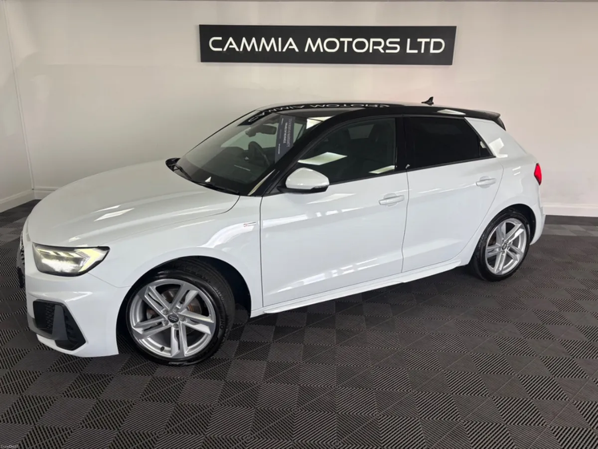 Audi A1 AUDI A1 1.5 TFSI AUTO S-LINE*FINANCE AVAIL - Image 4