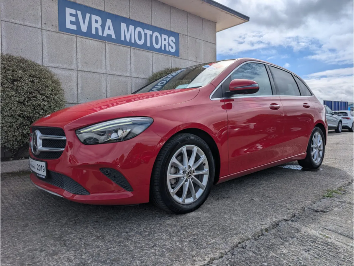 Mercedes-Benz B-Class EXCLUSIVE AUTOMATIC 1.4 PETR - Image 4