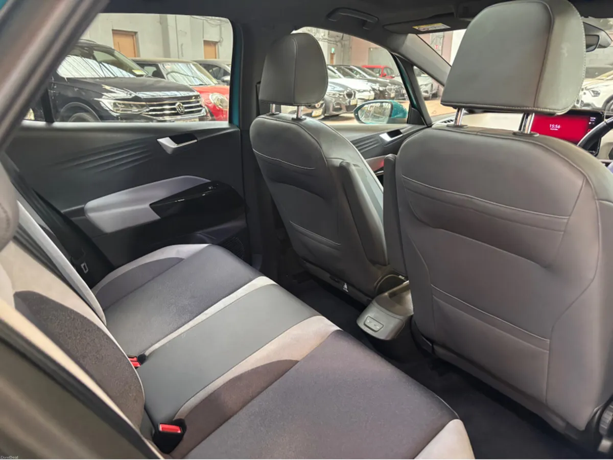 Volkswagen ID.3 PRO 150 KW STYLE 58KWH 5DR AUTO - Image 5