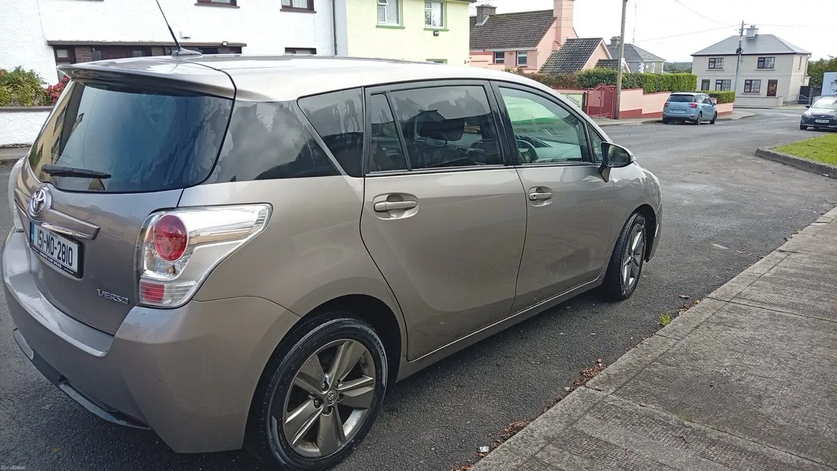 2015 Toyota Verso NCT & TAX - Image 2
