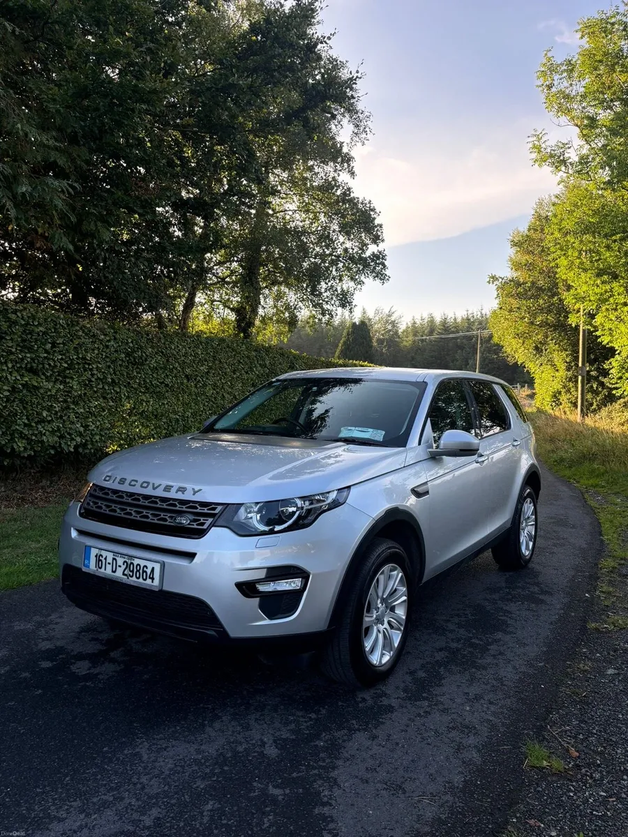 Land Rover Discovery Sport - Image 1