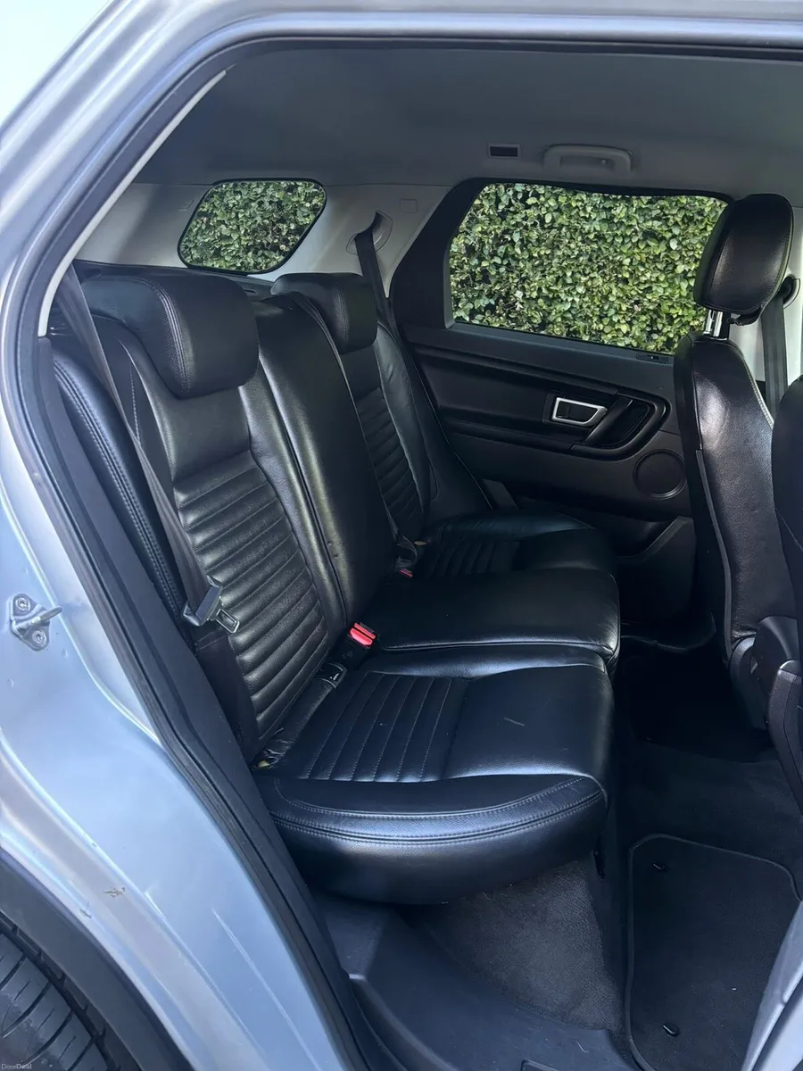 Land Rover Discovery Sport - Image 6