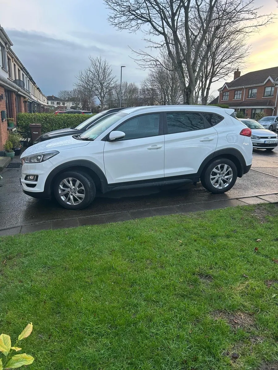 Low Mileage 2019 Hyundai Tucson Comfort Plus - Image 3