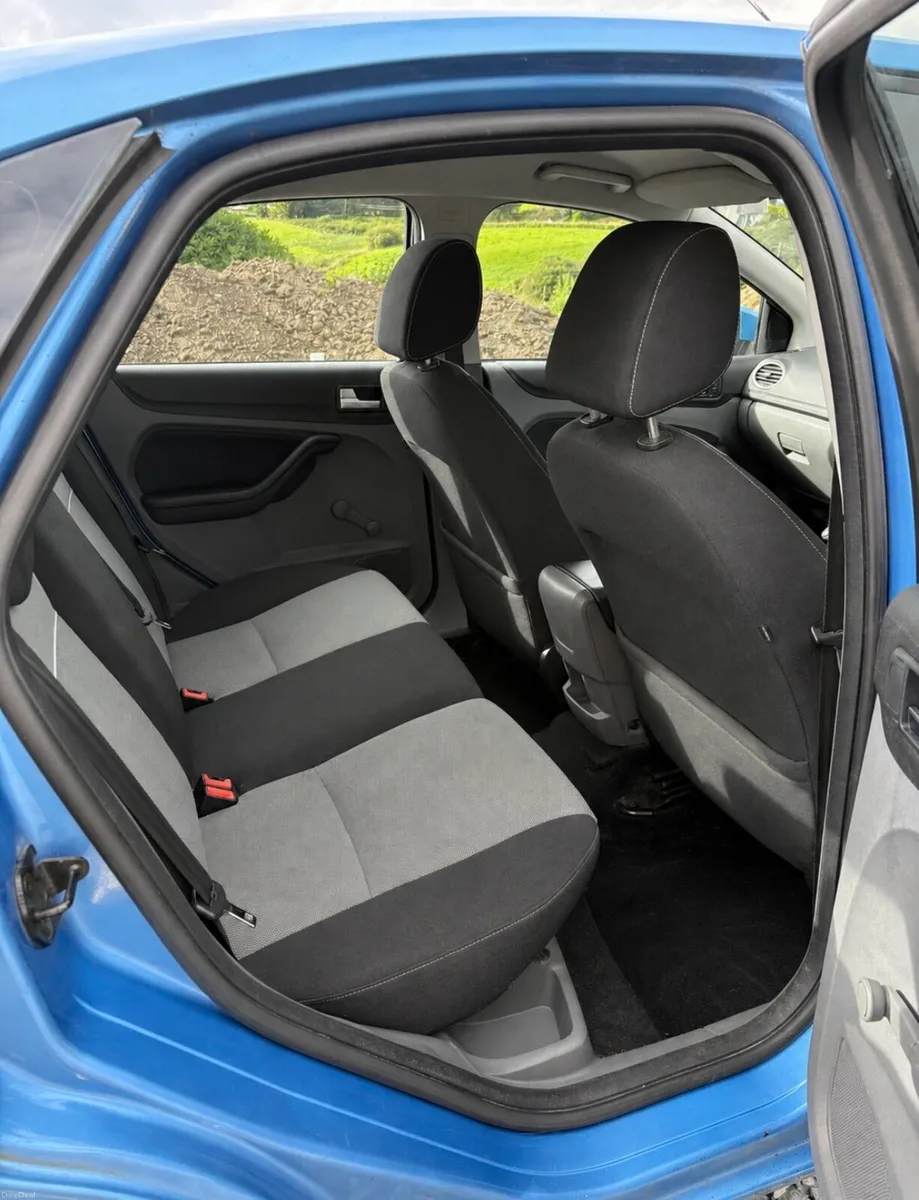 Car - Image 5