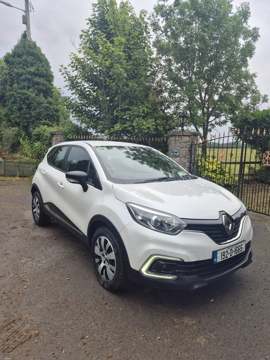 Renault Captur 2019 - Image 1