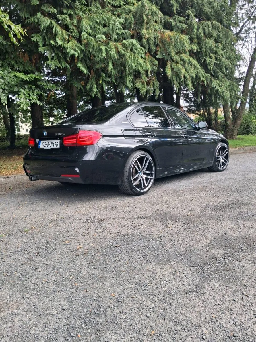 BMW 330E M-SPORT - Image 2
