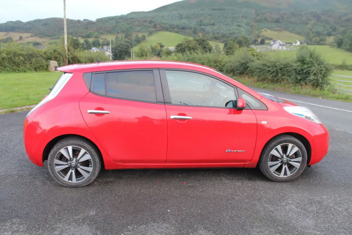 Nissan Leaf 2017 - Image 4