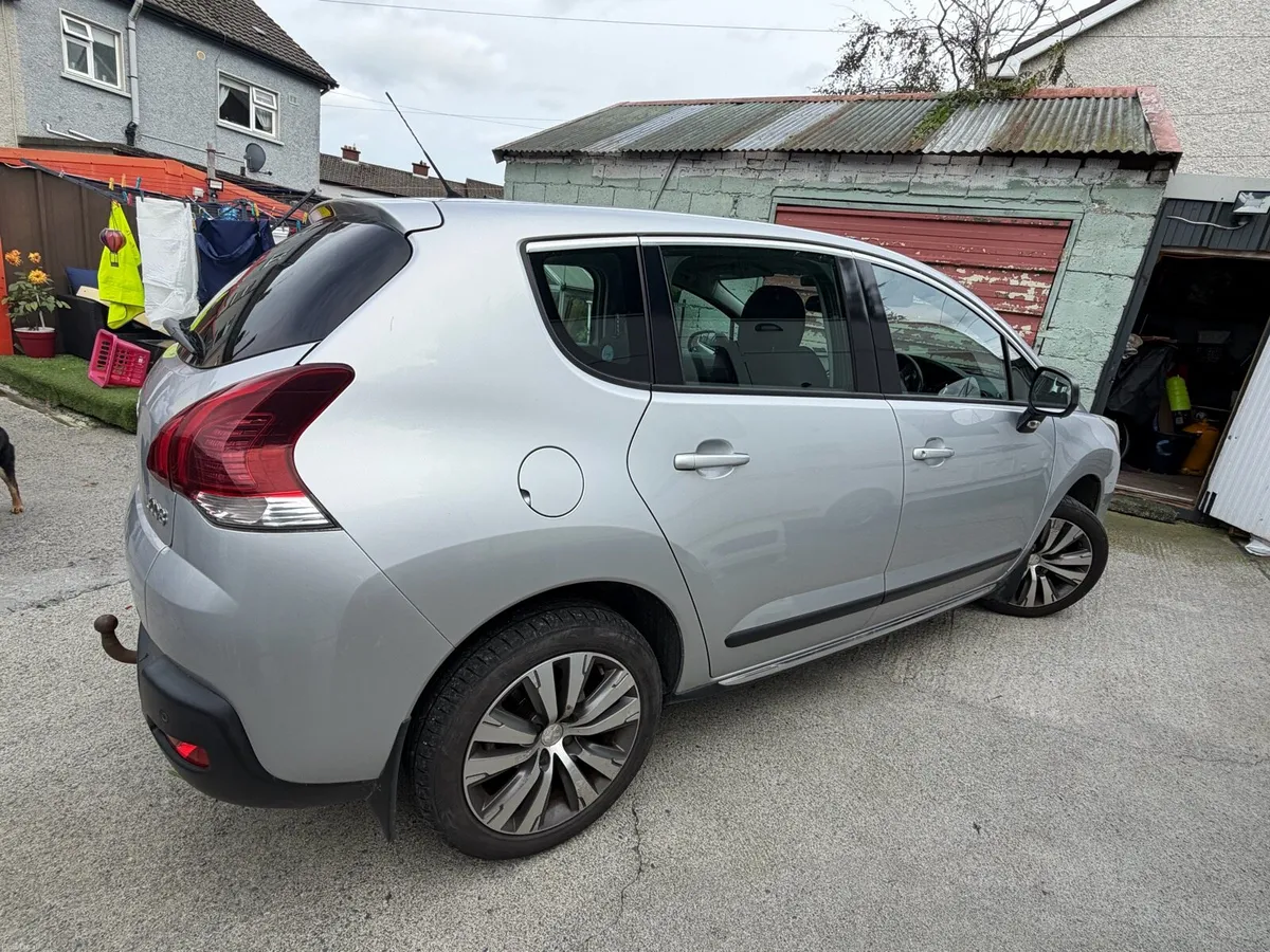 Peugeot 3008 - Image 2