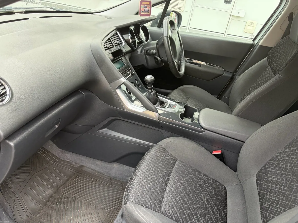 Peugeot 3008 - Image 6