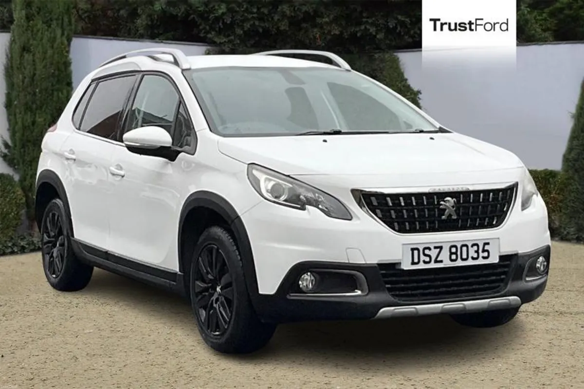 Peugeot 2008 1.2 PureTech Allure 5dr - Image 1