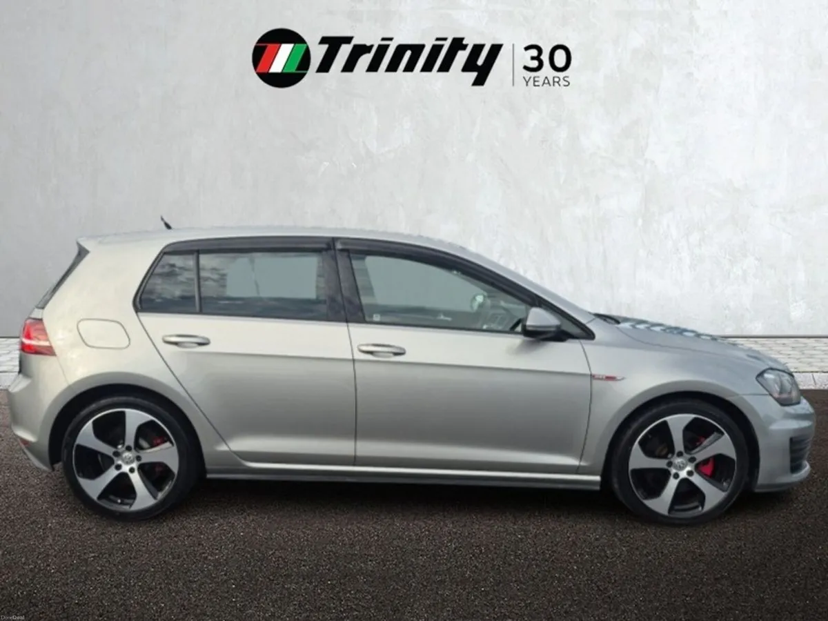 Volkswagen Golf ** GTI ** TOP SPEC ** STUNNING CAR - Image 5
