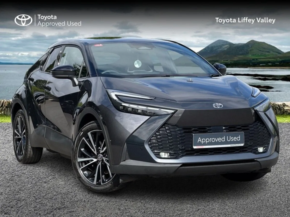 Toyota C-HR C-HR PHEV SOL - Image 1