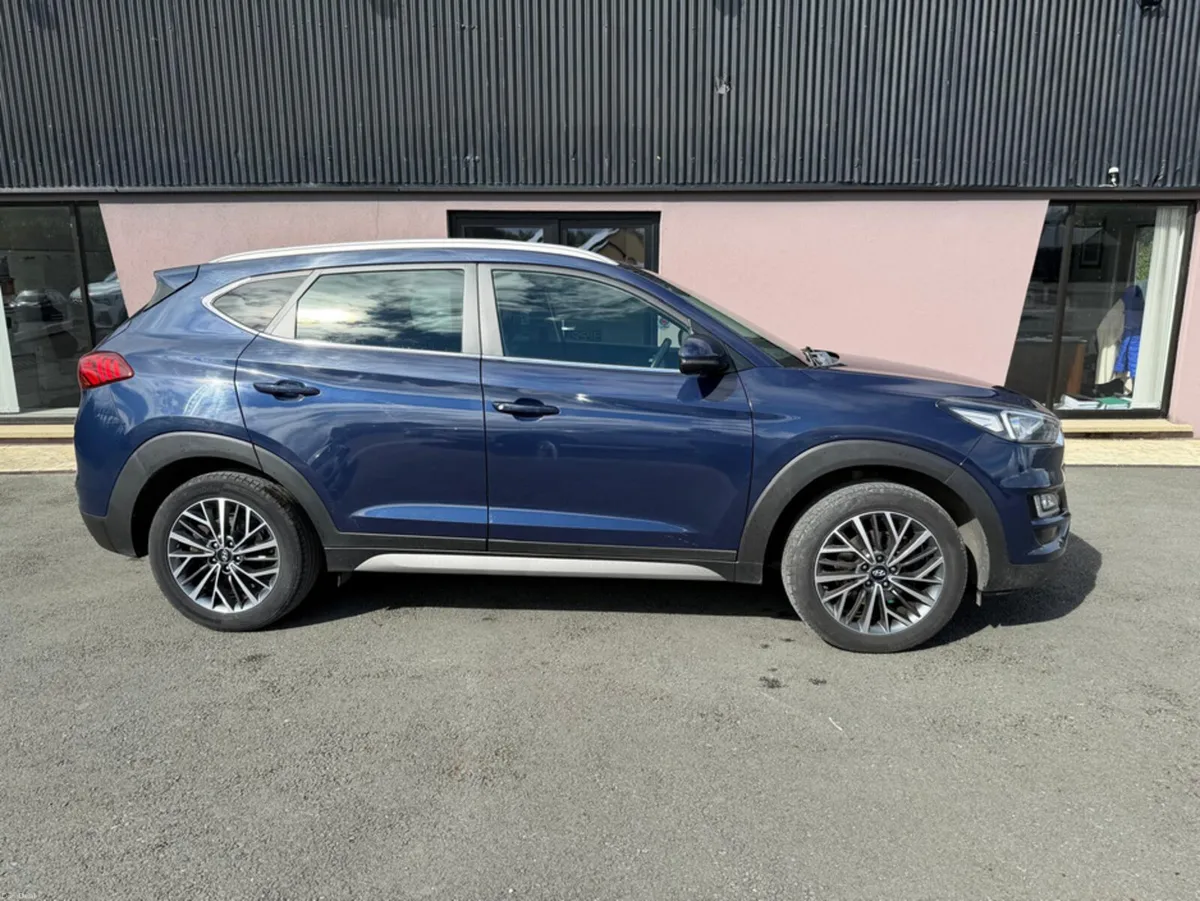 Hyundai Tucson PREMIUM CRDI 2WD - Image 3