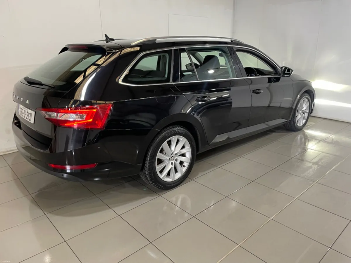 Skoda Superb C AMBITION 2.0 TDI 150 150HP DSG 5DR - Image 3