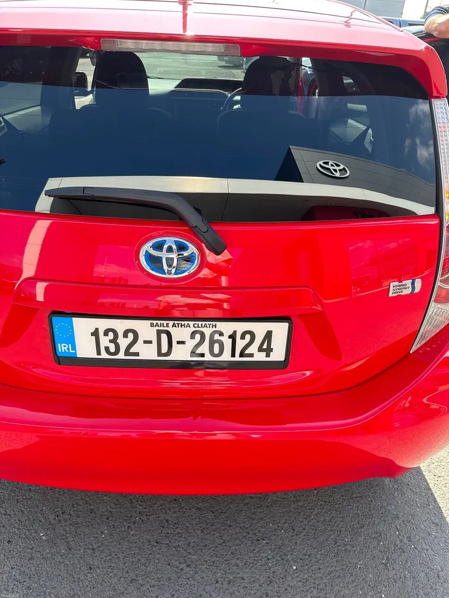Toyota Aqua 2013 - Image 2