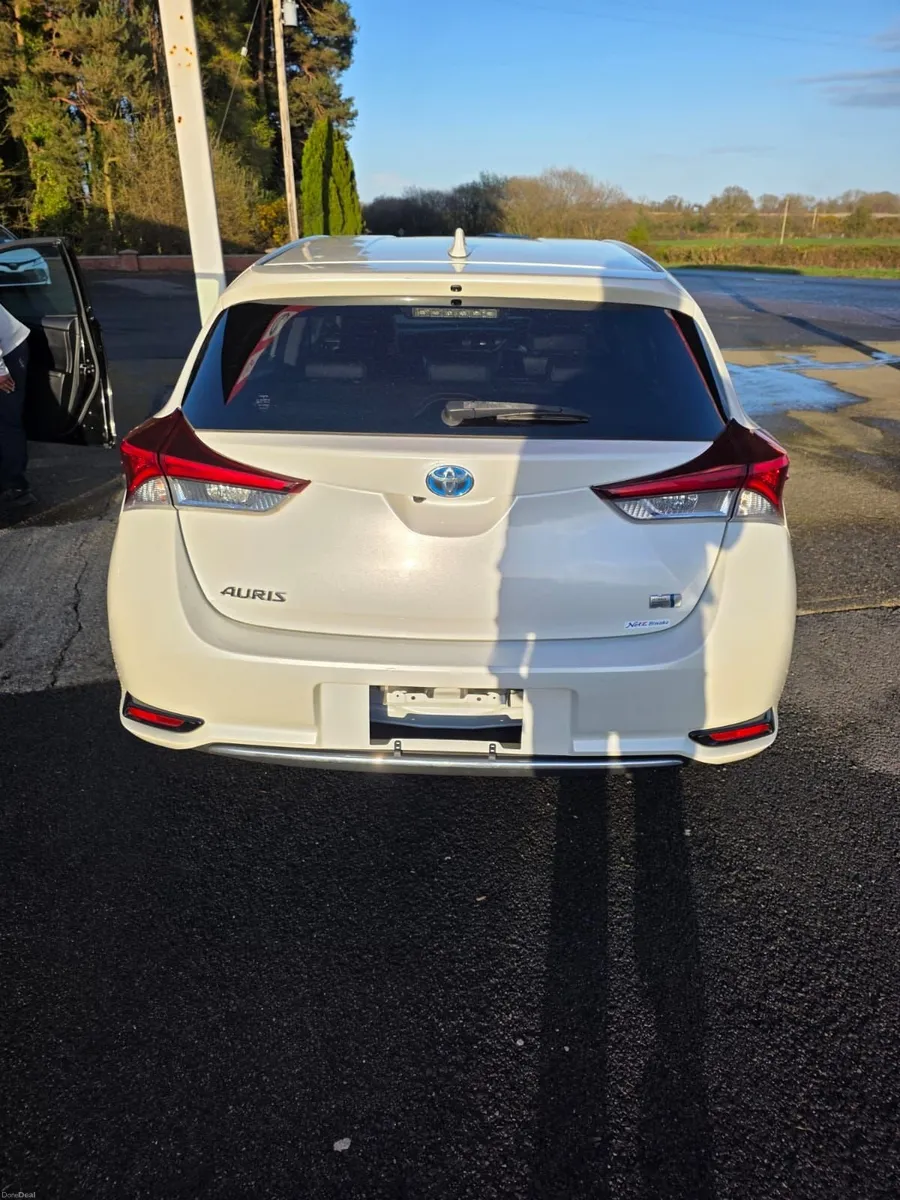 Toyota Auris 2016 - Image 4