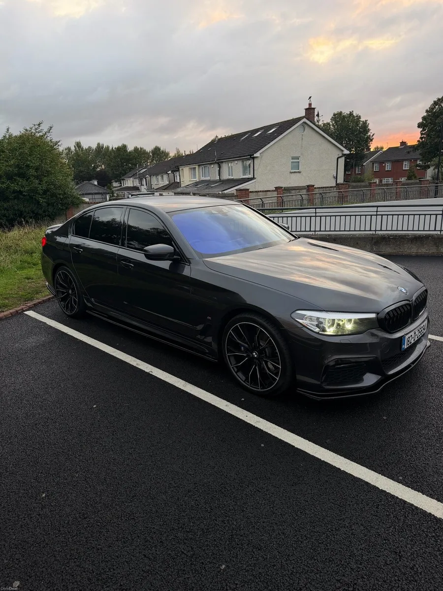 Bmw 530e - Image 2