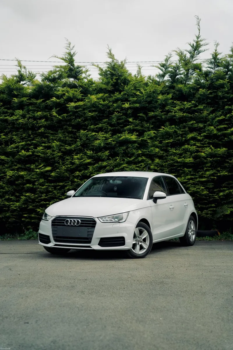 Audi A1 1.0 TFSI Sportback 2017 - Image 1