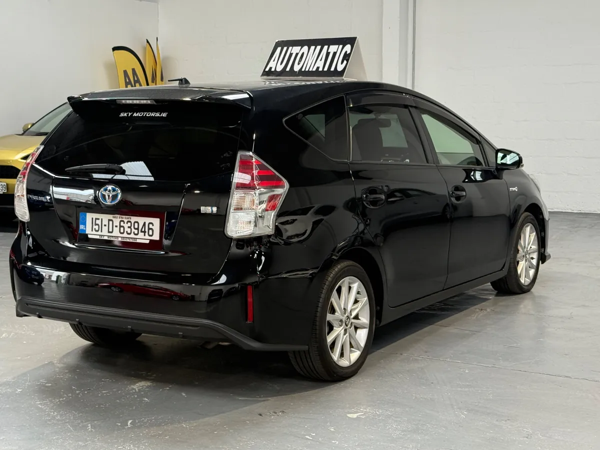 2015 Toyota Prius +/alpha 1.8 Hybrid,Auto,7Seaters - Image 6