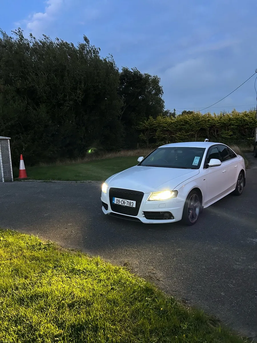 Audi A4 sline black edition - Image 2