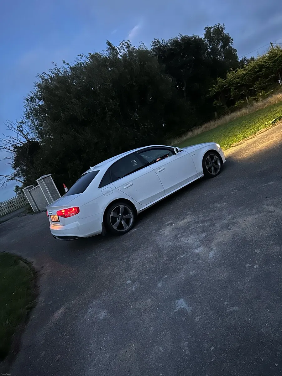 Audi A4 sline black edition - Image 4