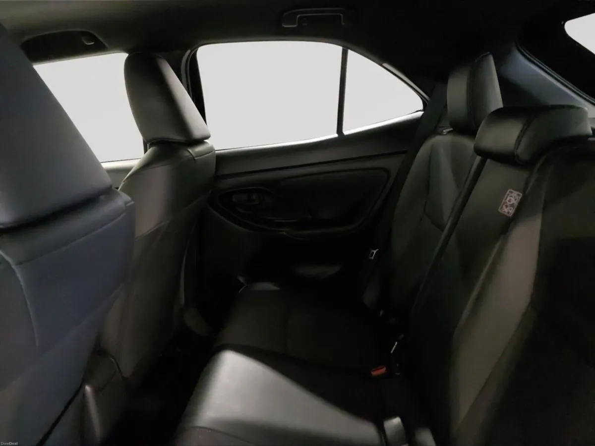 Toyota Yaris Cross Hybrid - Image 6