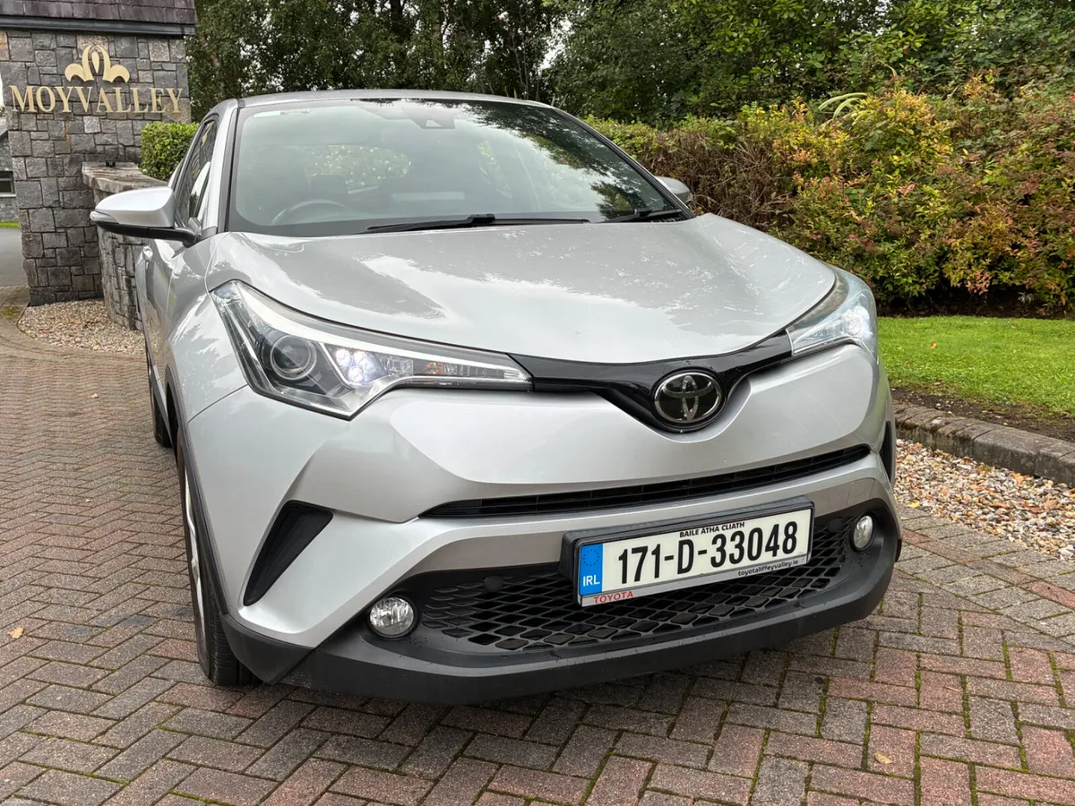 Toyota C-HR 1.2 LUNA - Image 4