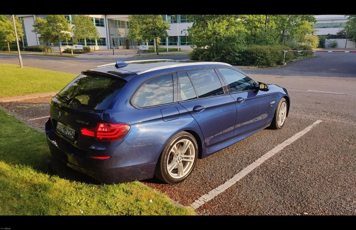 BMW 5-Series 2016 - Image 2