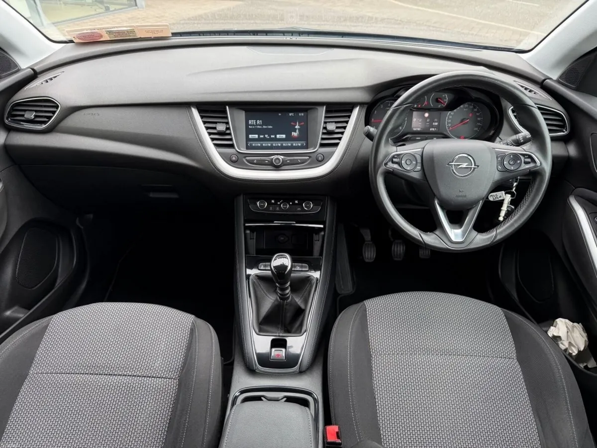 Opel Grandland X SC 1.2i 130PS 6 Speed - Image 5