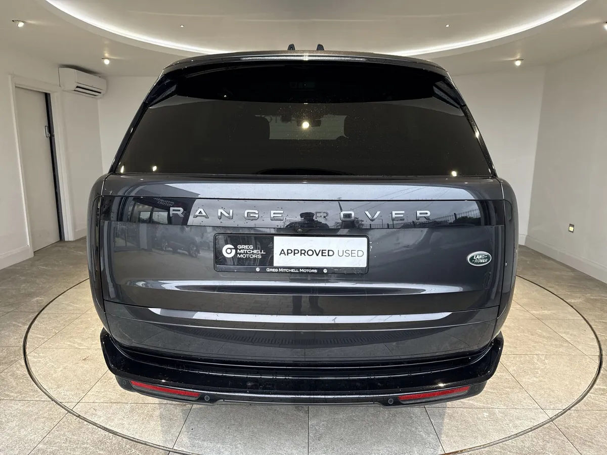 Land Rover Range Rover 2023 - Image 6