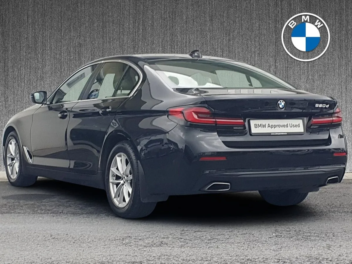 BMW 5-Series 520d SE - Image 2