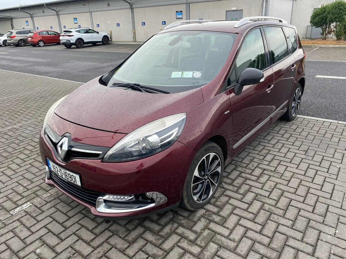 Renault Megan Scenic 2015 (7 Seater) - Image 3