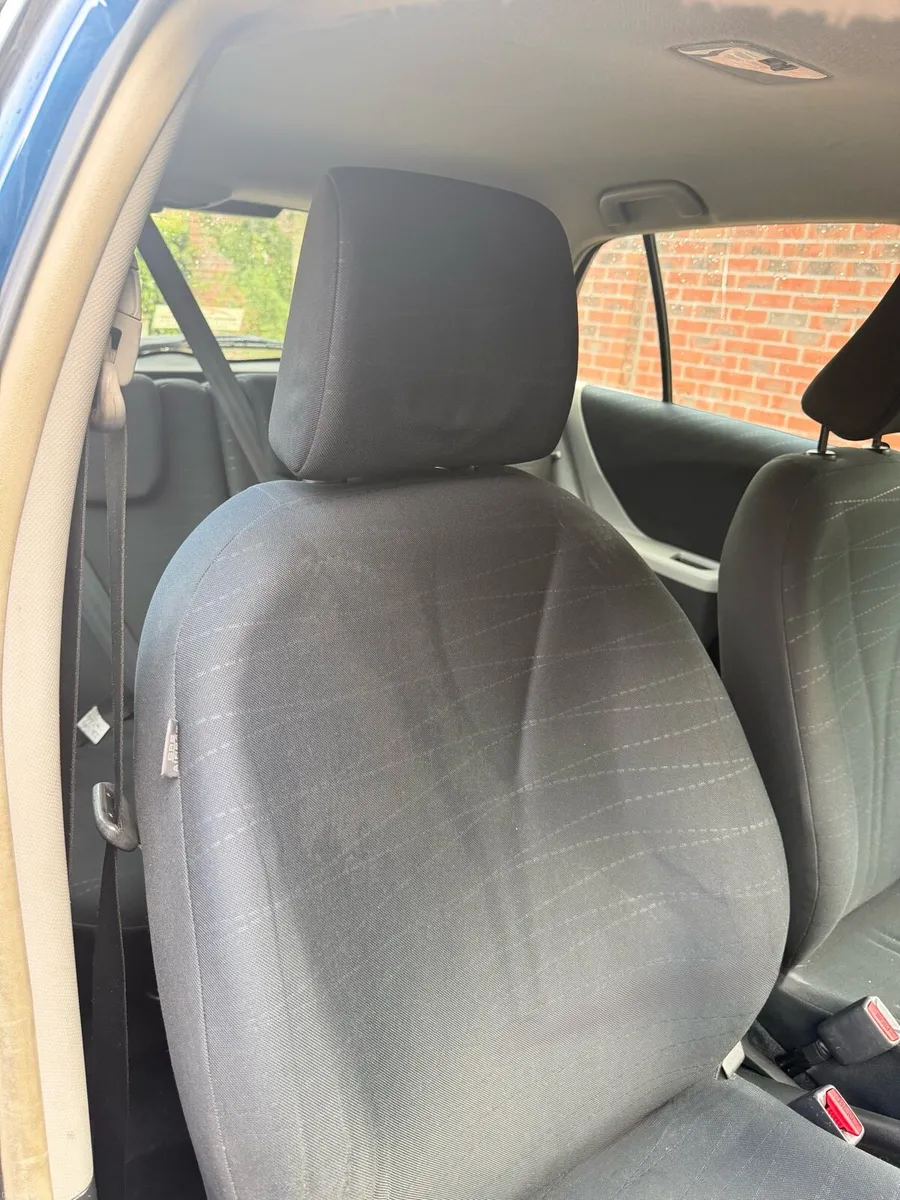 Car - Image 5