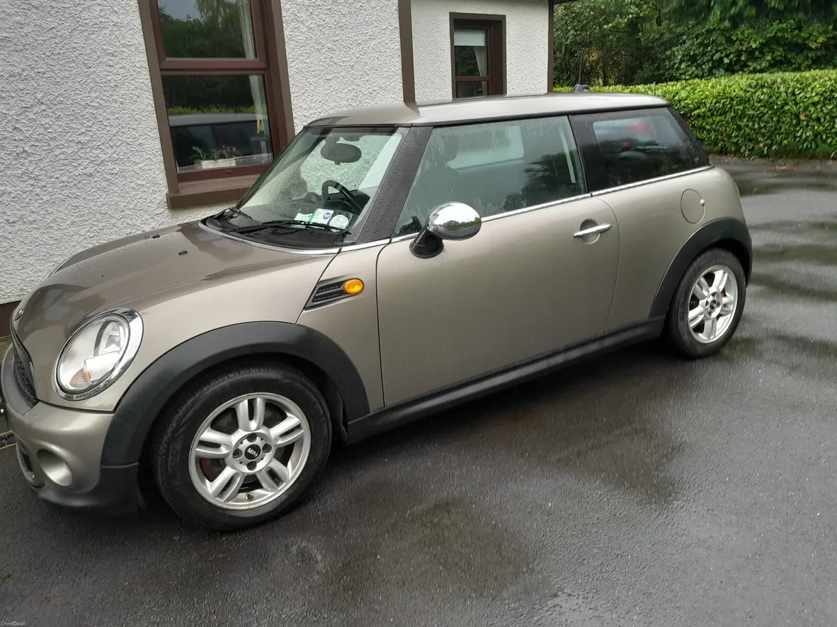 Mini one €3000 - Image 2
