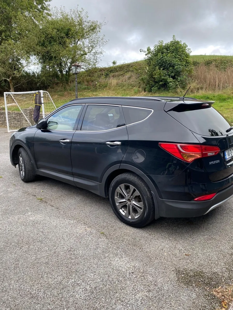 Hyundai Santa Fe 2014 - Image 1