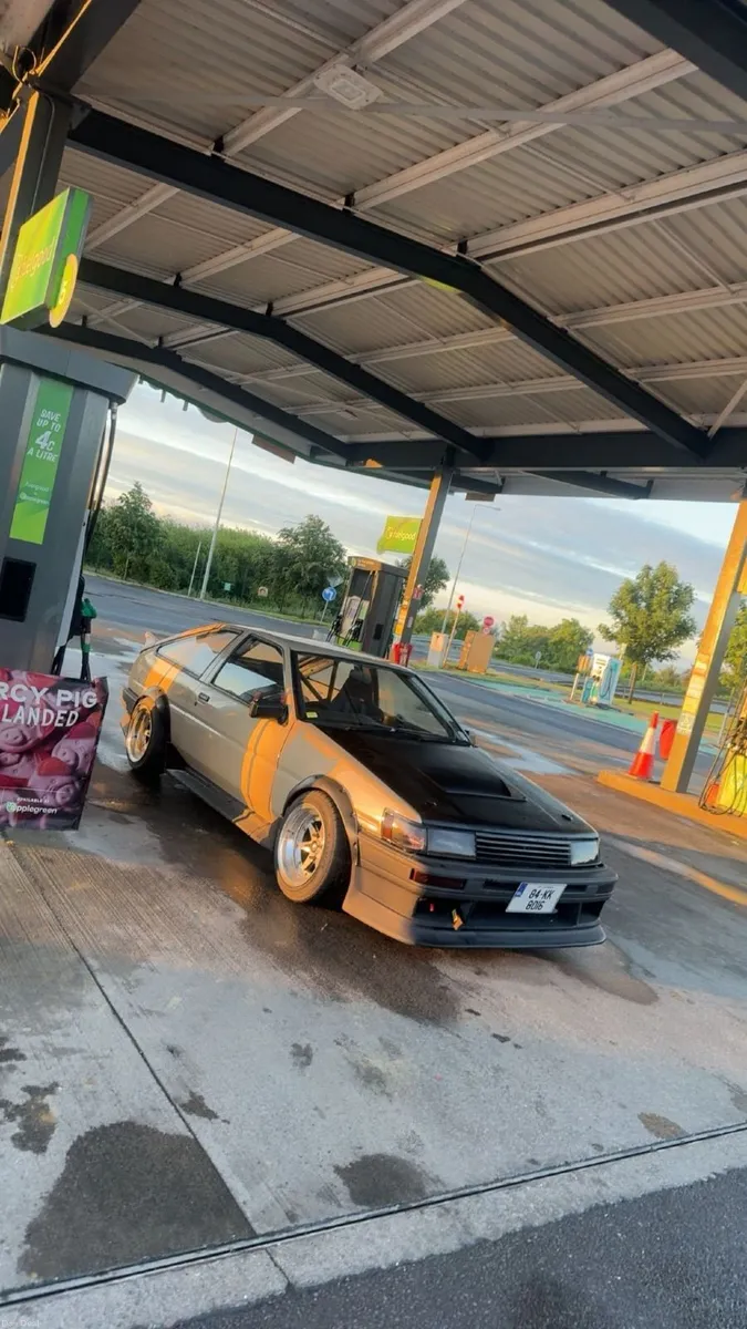 Toyota Levin AE86 1984 1.6 - Image 2