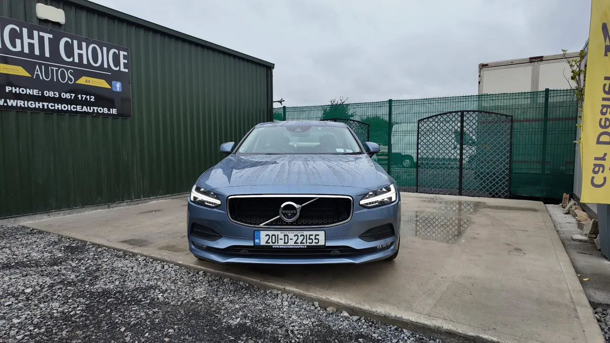 2020 Volvo S90 D4 190hp Momentum Auto - Image 3