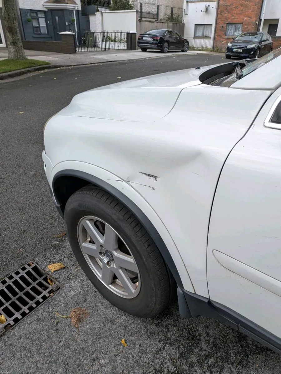 Volvo XC90 - Image 6