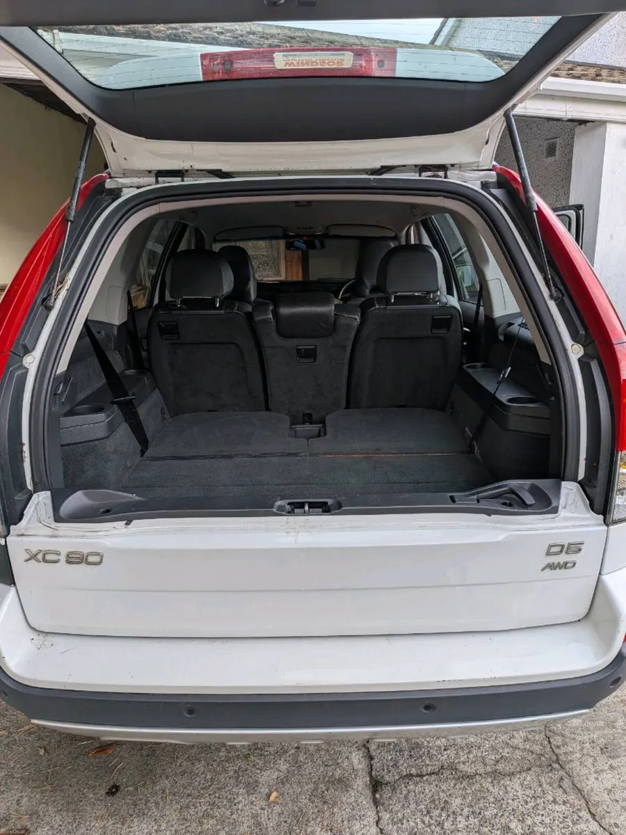 Volvo XC90 - Image 3