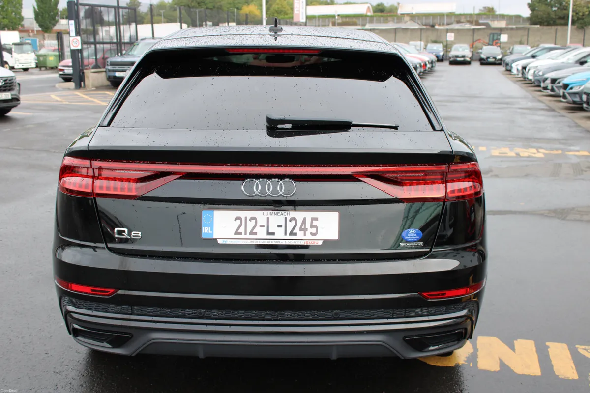 Audi Q8 2021 - Image 4