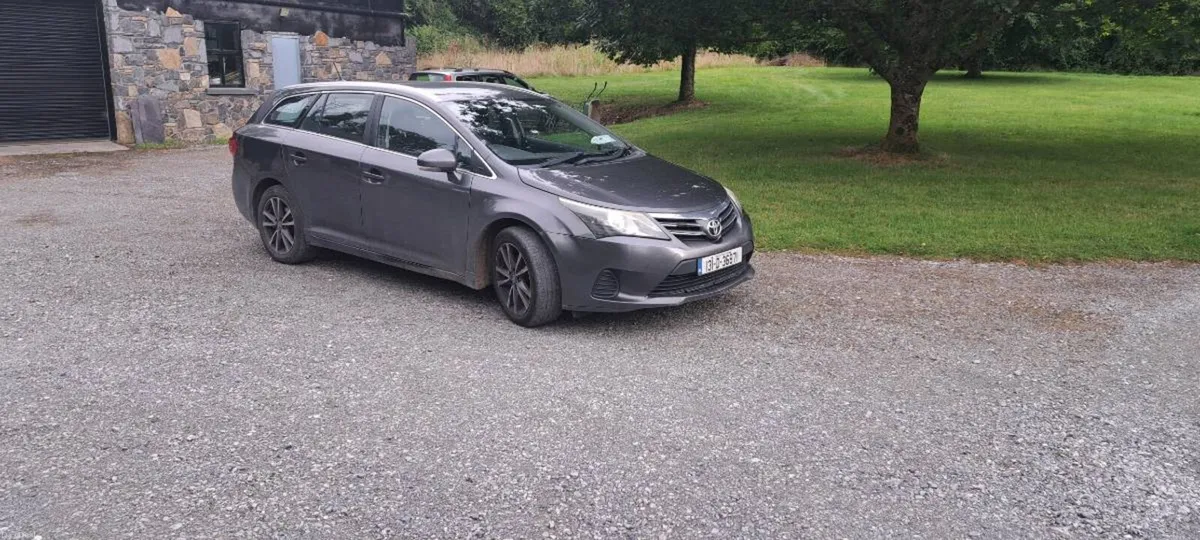 Estate car - Image 1