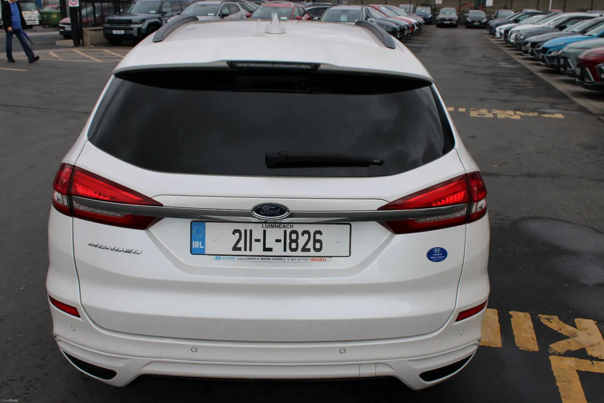 Ford Mondeo 2021 - Image 4