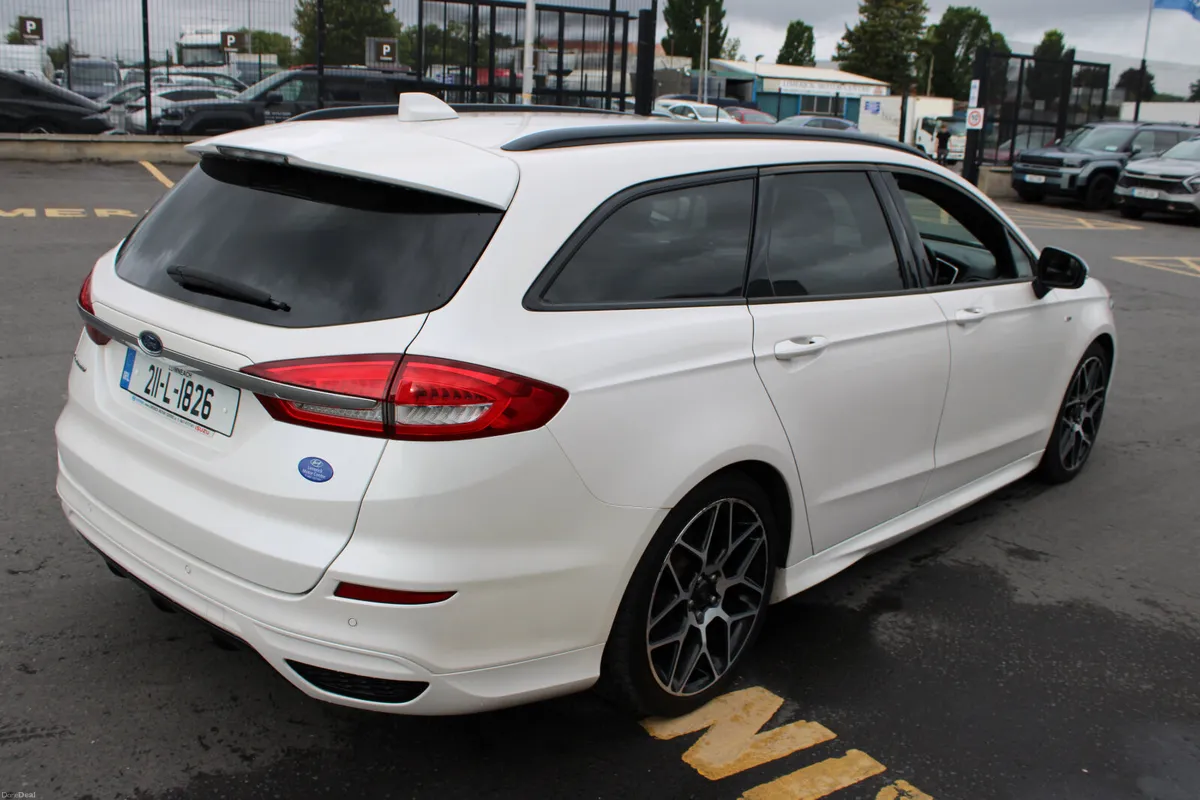 Ford Mondeo 2021 - Image 5