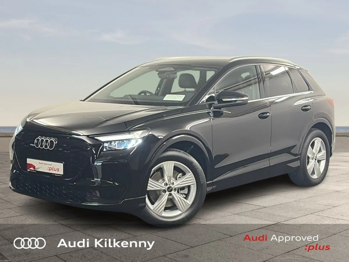 Audi Q4 e-tron Advance with Exclusive Pack (Electr - Image 3