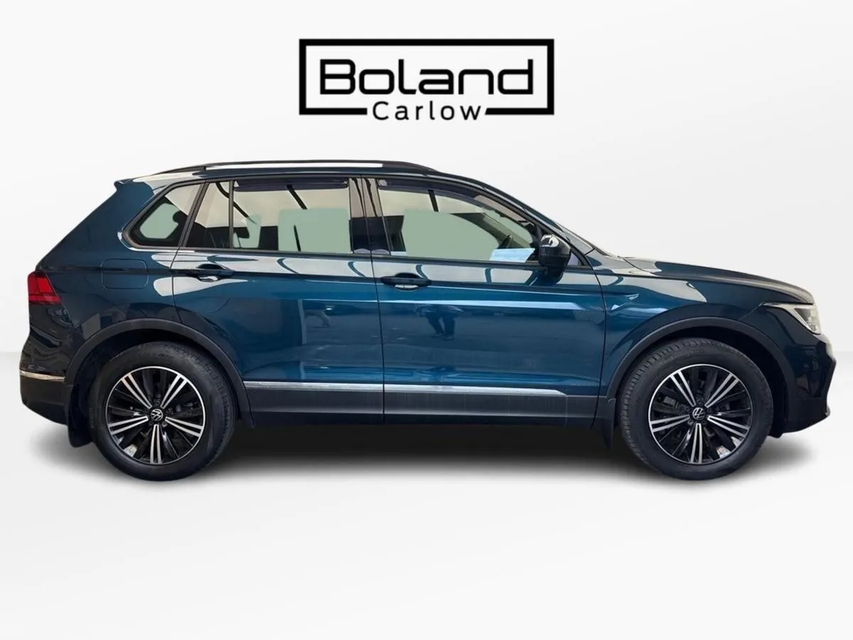 Volkswagen Tiguan 2.0TDI LIFE *JUST ARRIVED* €70 P - Image 4