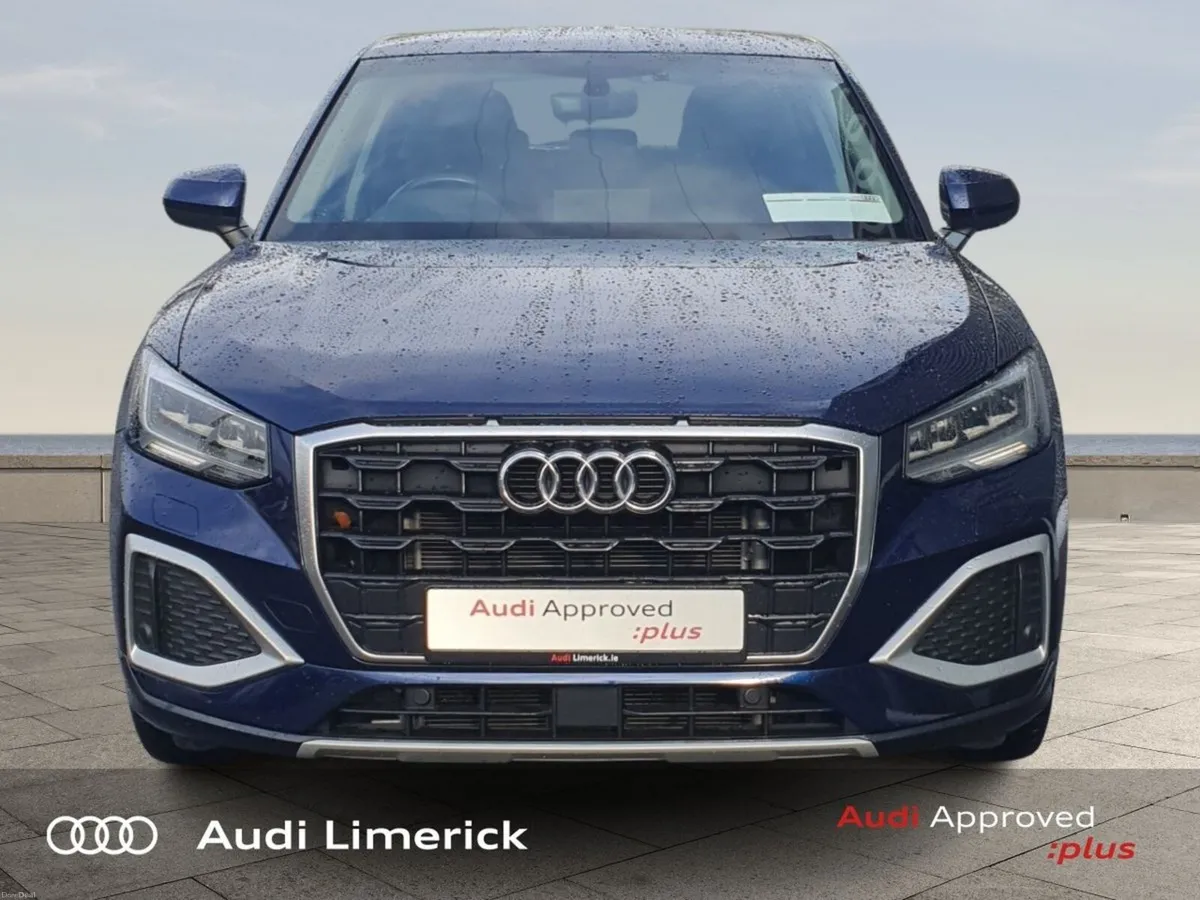 Audi Q2 30 TFSI 110HP SE + ADAPTIVE CRUISE CONTROL - Image 2