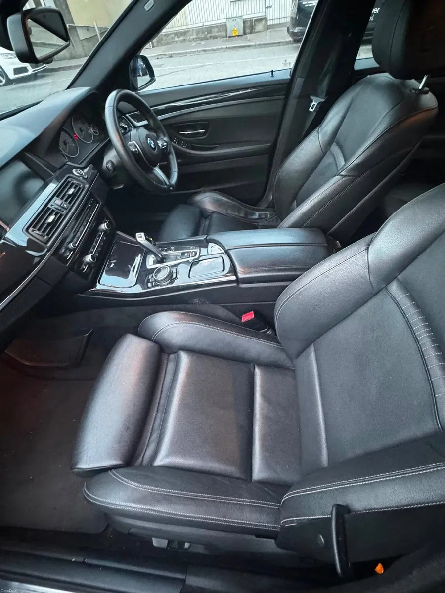 BMW 5-Series 2014 - Image 4
