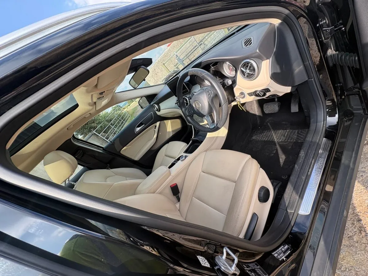 Mercedes-Benz GLA 2016 - Image 3
