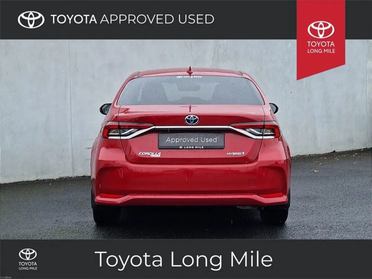 Toyota Corolla 1.8 Hybrid Luna Sport 4dr *Not To B - Image 4